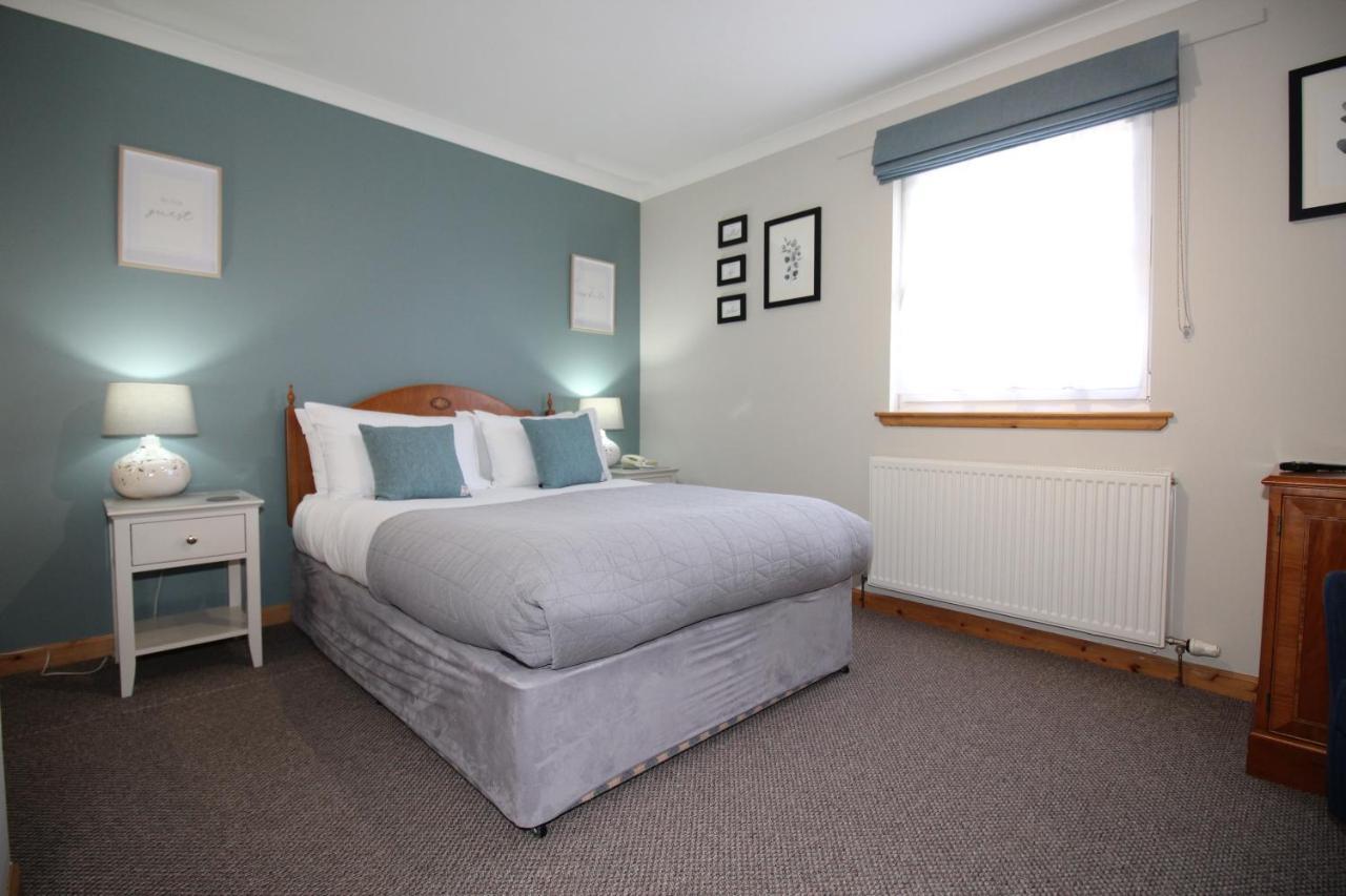 Temple View Hotel Carinish Экстерьер фото